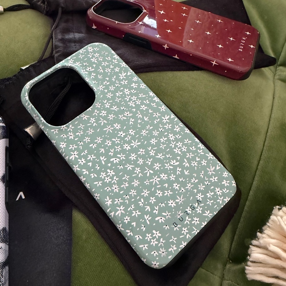 Bundle of Burga iPhone 13 Pro Cases - Picture 5 of 6